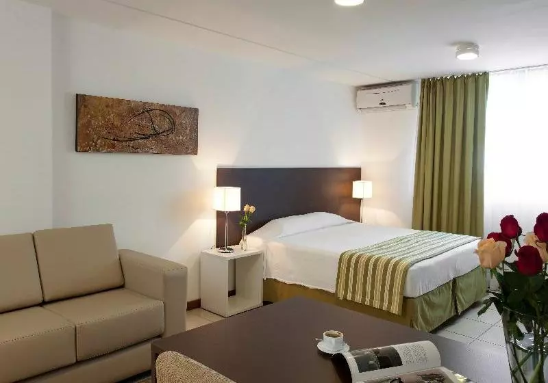 Happy Hotel Manaíra