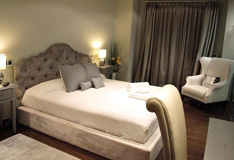 فندق Los Almirantes