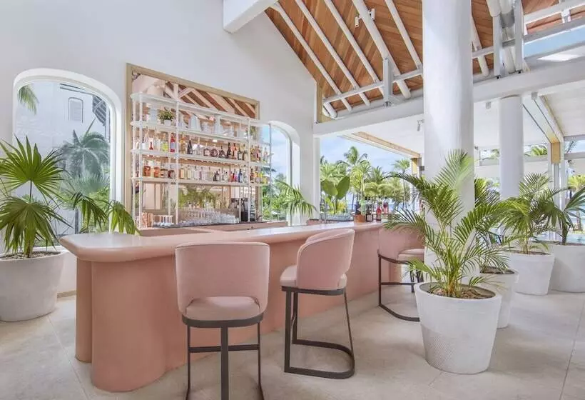 هتل Lux Belle Mare Resort & Villas