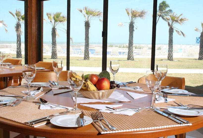 هتل Makai Resort All Inclusive Convention Aracaju