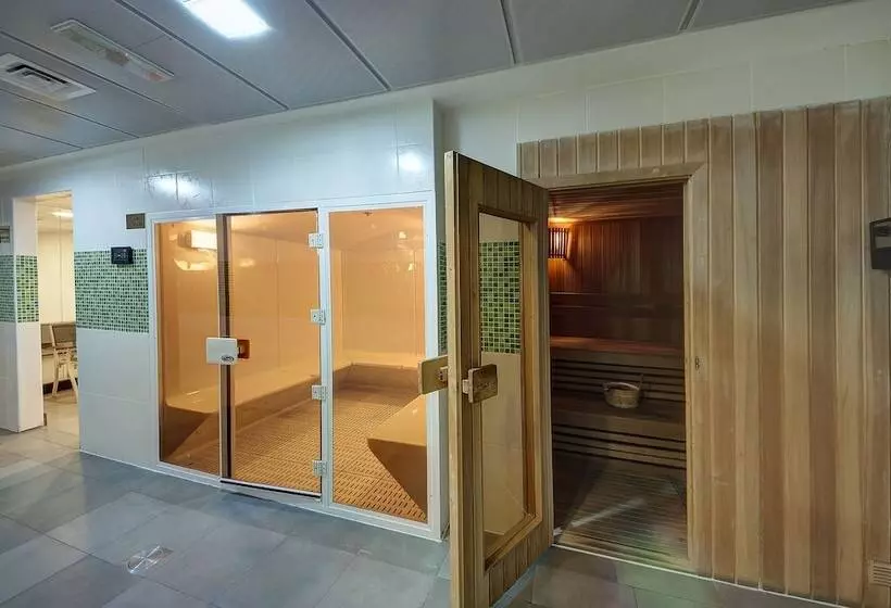 Marina View Deluxe Hotel Apartment