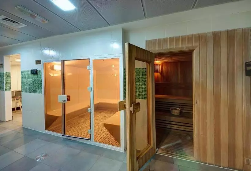 Marina View Deluxe Hotel Apartment