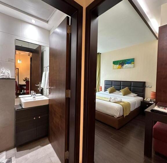 Marina View Deluxe Hotel Apartment