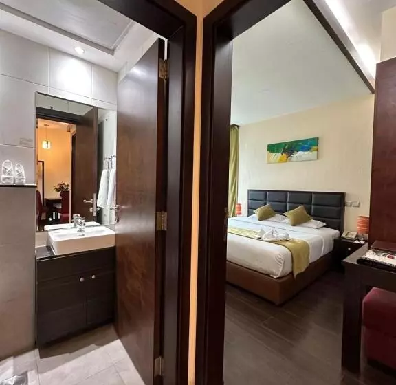 Marina View Deluxe Hotel Apartment