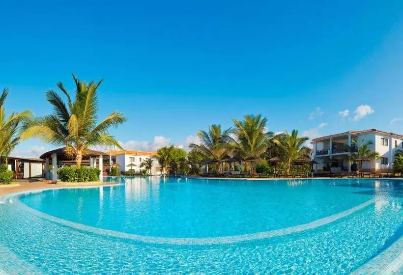 בית מלון כפרי Melia Tortuga Beach   All Inclusive