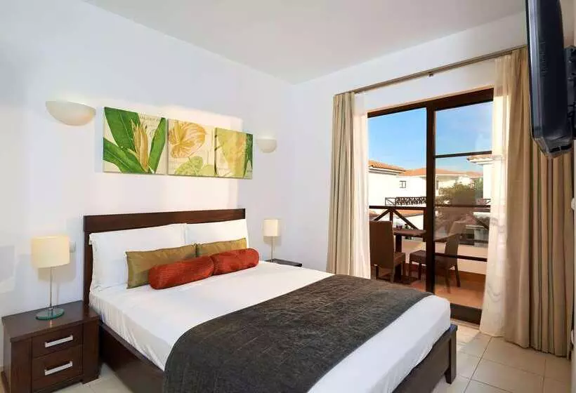 בית מלון כפרי Melia Tortuga Beach   All Inclusive