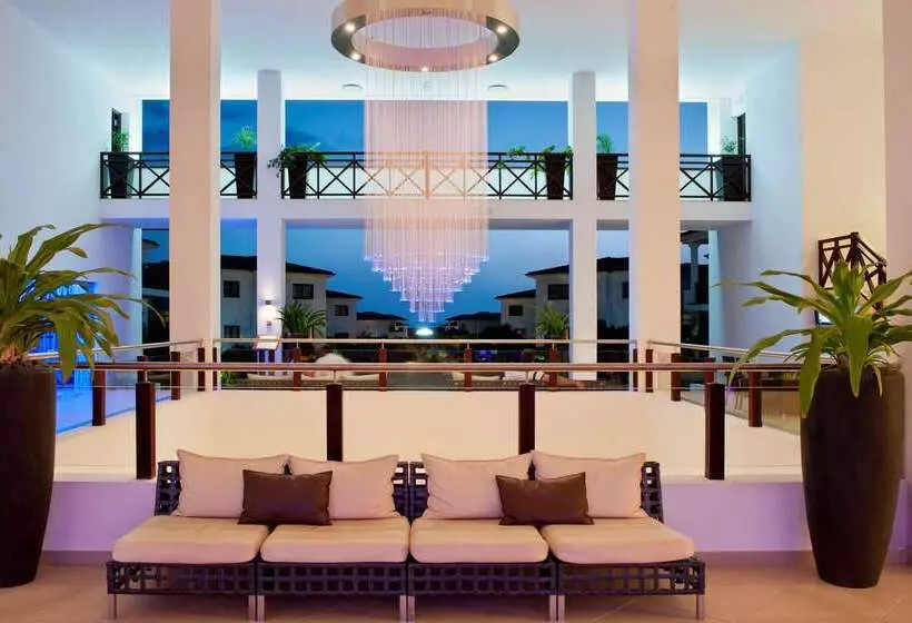 בית מלון כפרי Melia Tortuga Beach   All Inclusive