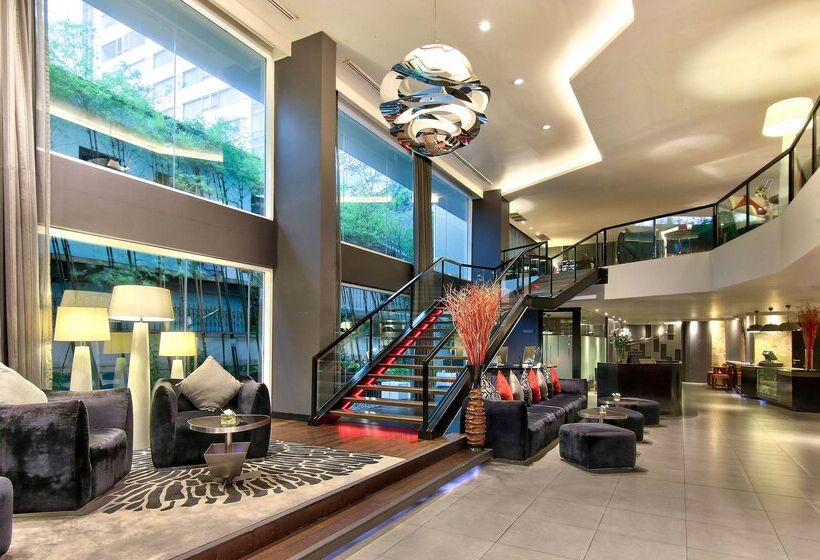 هتل Park Plaza Bangkok Soi 18