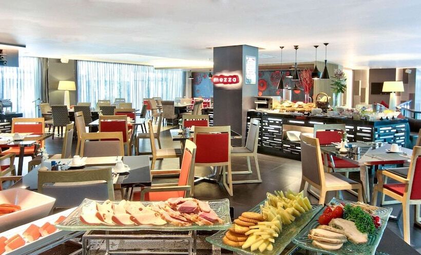 هتل Park Plaza Bangkok Soi 18