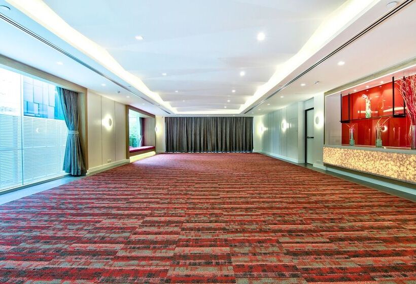 هتل Park Plaza Bangkok Soi 18