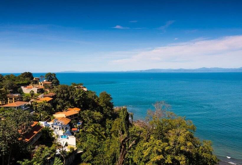 فندق Punta Leona