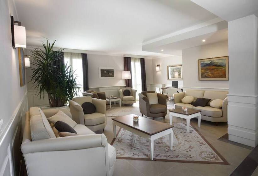 فندق Villa Giorgia Albergo In Collina