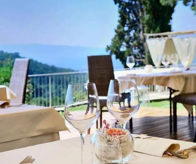 هتل Villa Giorgia Albergo In Collina