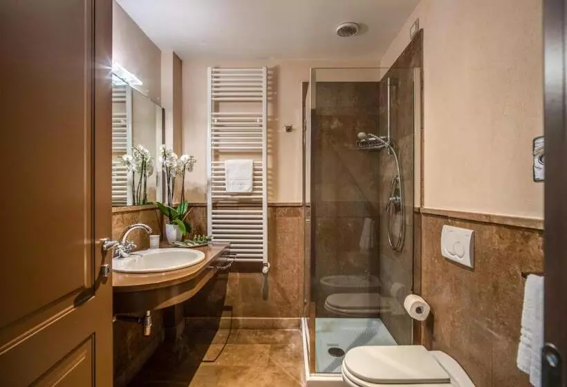 هتل Villa Giorgia Albergo In Collina