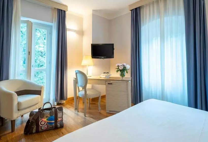 هتل Villa Giorgia Albergo In Collina