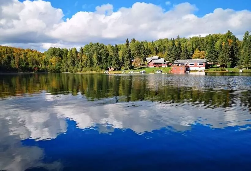 Kan à Mouche Pourvoirie Auberge Et Chalets