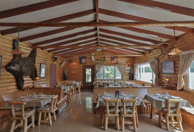 Kan à Mouche Pourvoirie Auberge Et Chalets