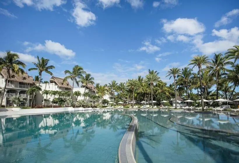 Lux Belle Mare Resort & Villas