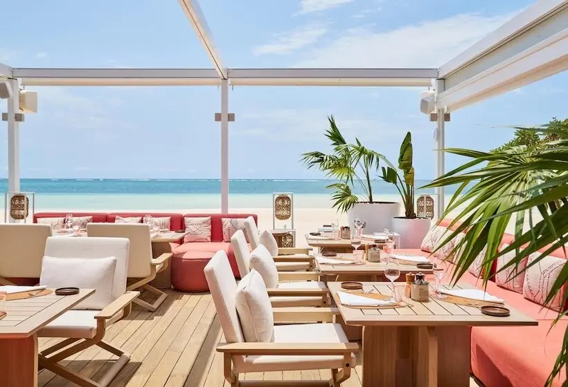 Lux Belle Mare Resort & Villas
