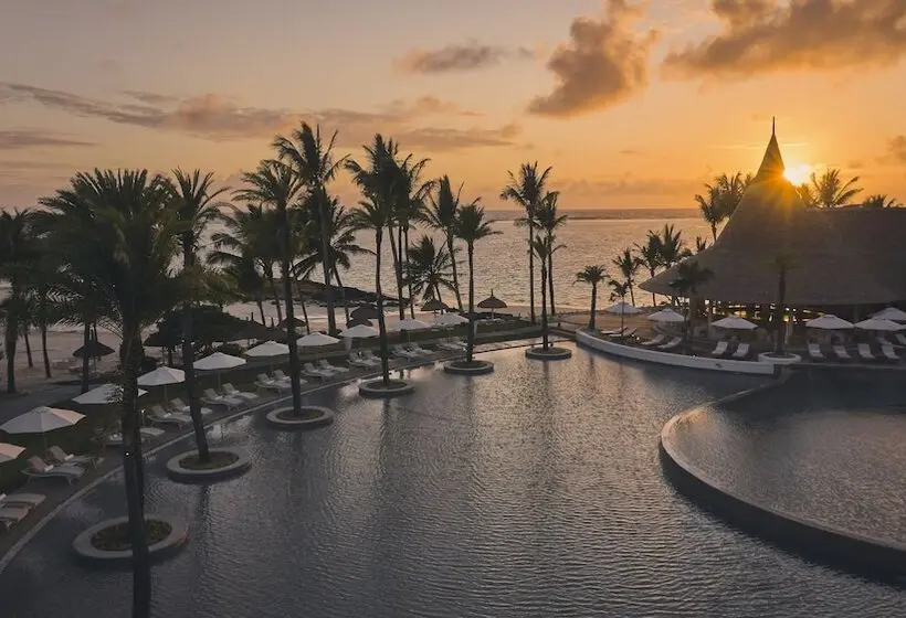 Lux Belle Mare Resort & Villas