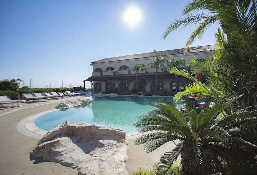 Отель Marinagri Greenblu