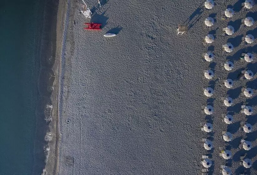 Отель Marinagri Greenblu