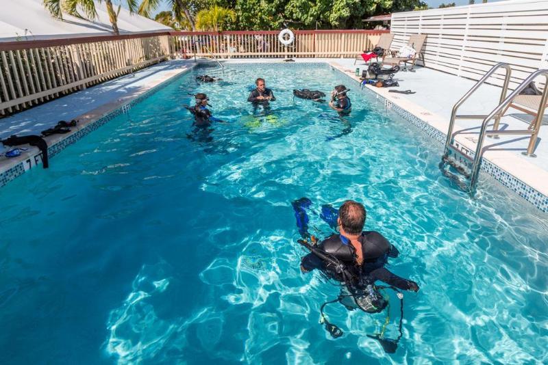 منتجع Creekside Inn Islamorada