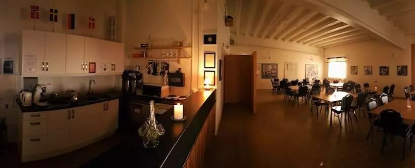 هتل Art Hostel