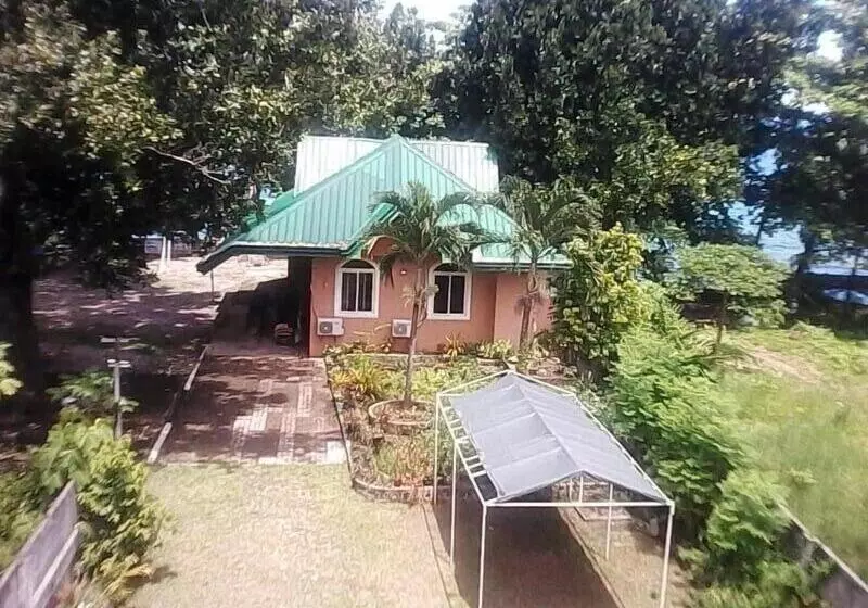 Hotelli Camiguin Island Vacation Home