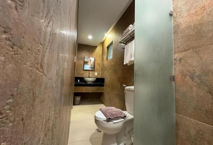 Hotel Damires Hills Farm And Spa Resort