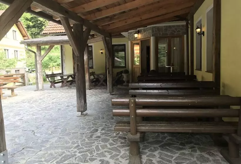 هتل Guest House Hober