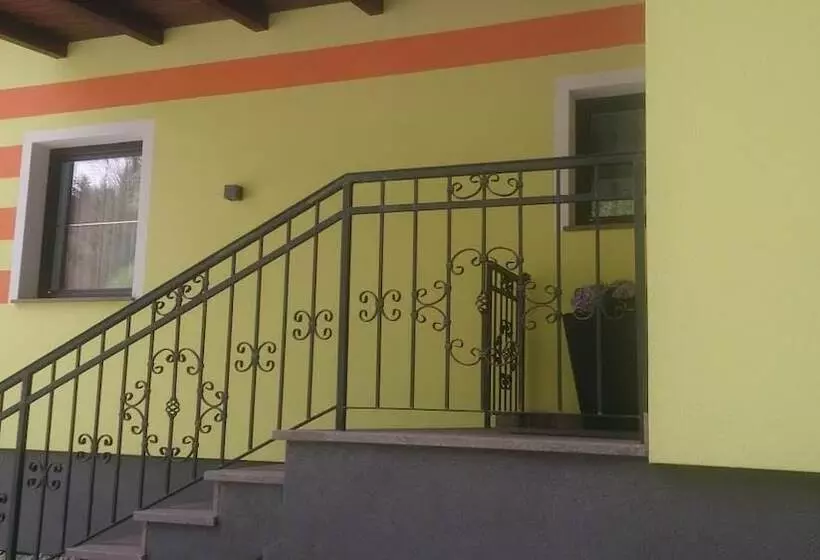 هتل Guest House Hober