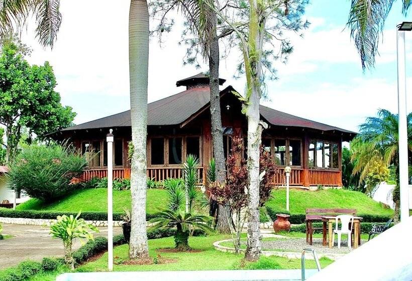 هتل Jardines Del Montaña