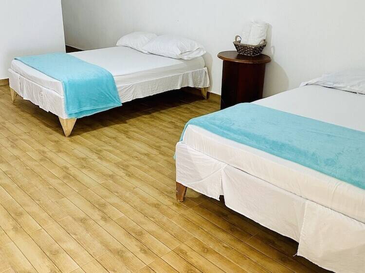 هتل Jardines Del Montaña