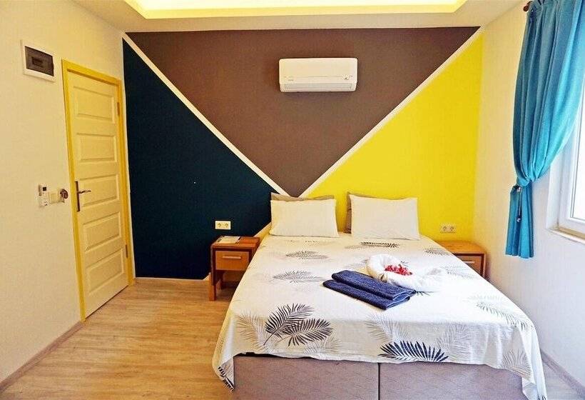 فندق Kas 11 Oda Boutique Pension