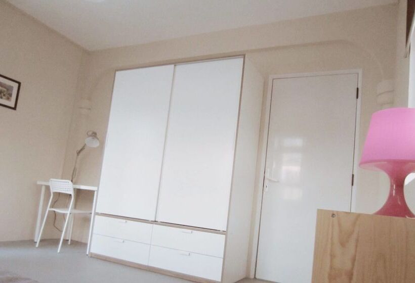 هتل L'ile Maurice Hostel