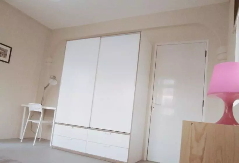 هتل L'ile Maurice Hostel