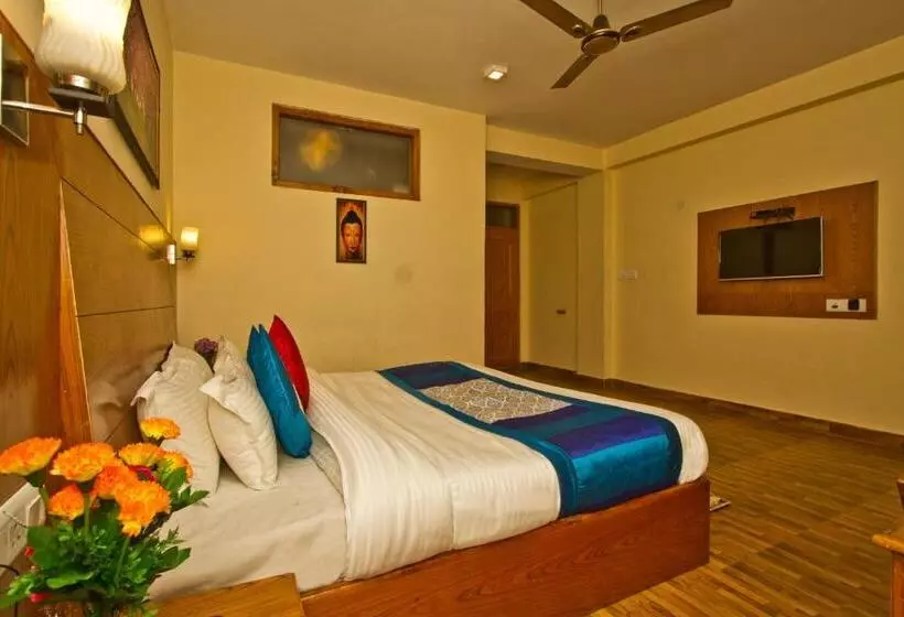 Hotelli New Harmony Inn