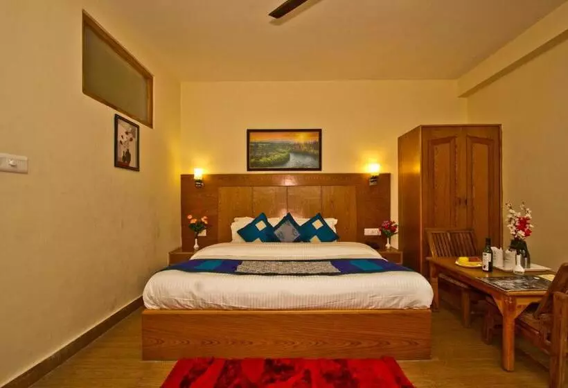 Hotelli New Harmony Inn