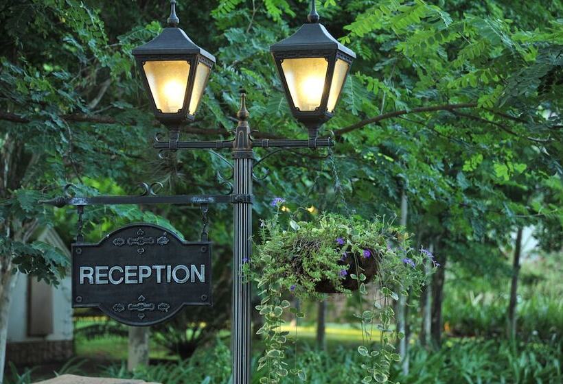 Отель Summerfield Luxury Resort & Botanical Garden