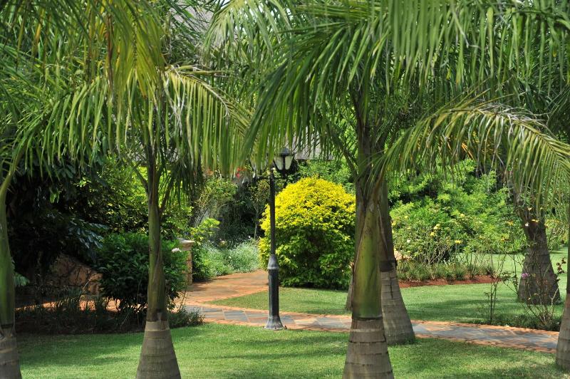 Отель Summerfield Luxury Resort & Botanical Garden