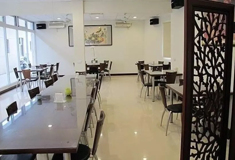 هتل Sunup Coffee Homestay