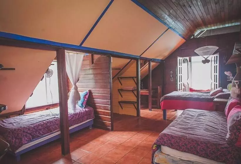 هتل Tesoro Escondido Lodge And Cabins