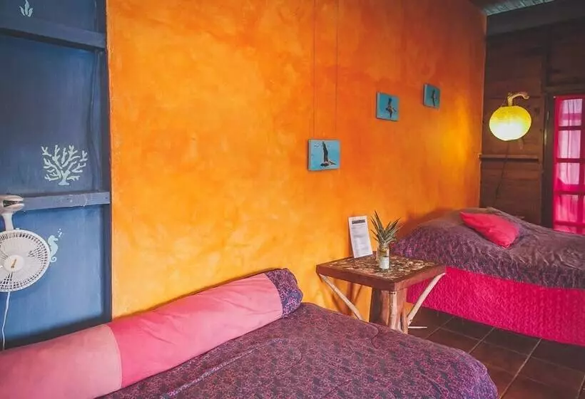 هتل Tesoro Escondido Lodge And Cabins