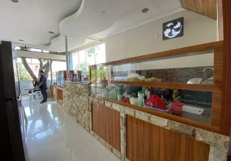 Majatalo Guesthouse Putri Griya Fikarda