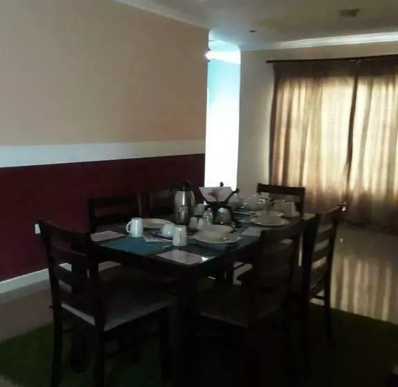تختخواب و صبحانه Ramatie Guest Palace