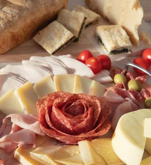 ホテル La Pervinca  Ospitalita, Natura, Cura