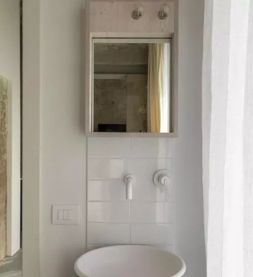 Hotelli La Pervinca  Ospitalita, Natura, Cura