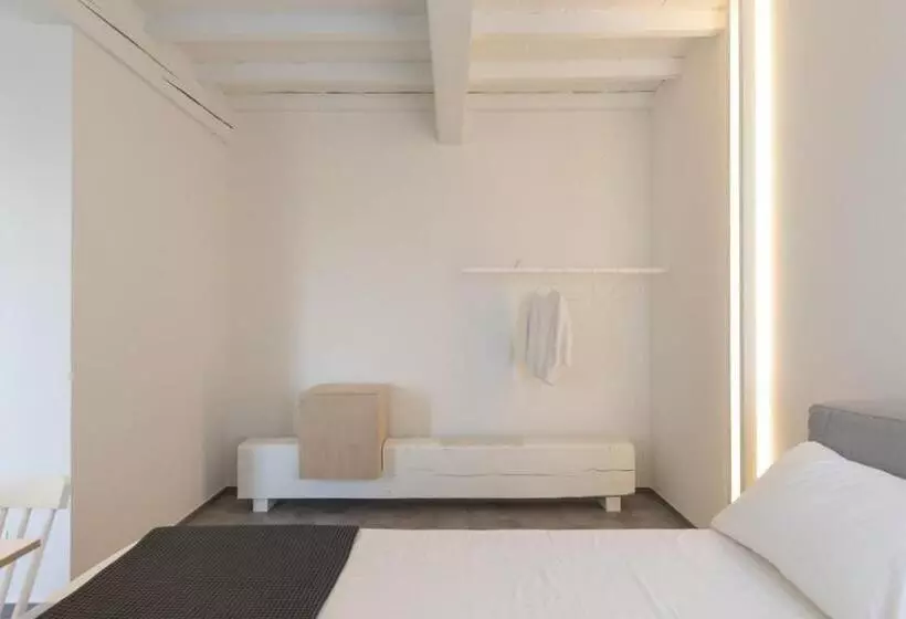 Hotelli La Pervinca  Ospitalita, Natura, Cura