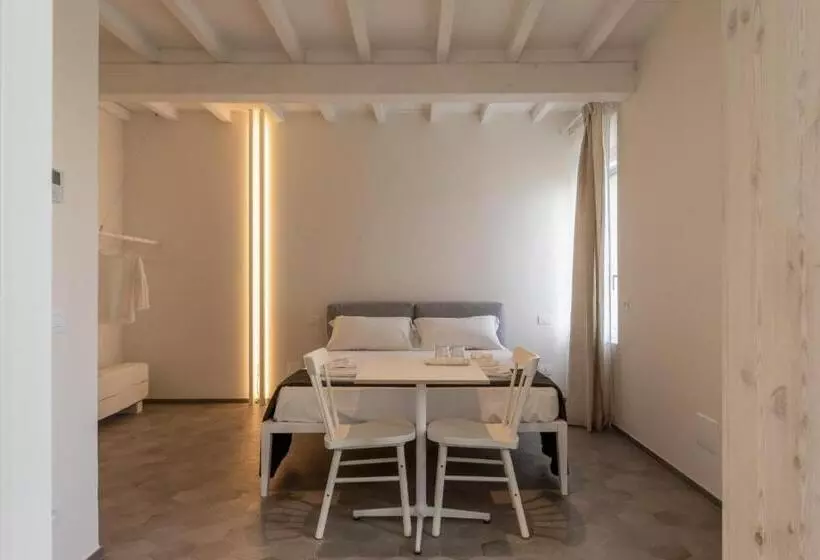 Hotelli La Pervinca  Ospitalita, Natura, Cura